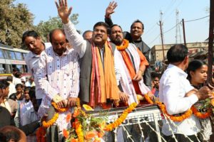 big-rally-for-welcoming-Dharmendra-Pradhan-in-BBSR