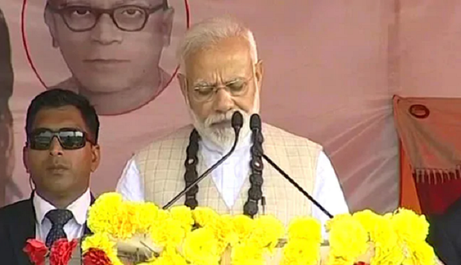 Prime Minister Narendra Modi on West Bengal tour-Aajira-Odisha