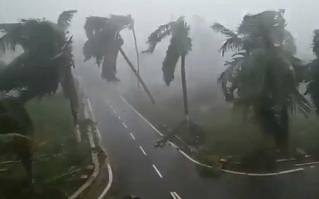 Cyclone-Fani-hits-Odisha-Aajira-Odisha